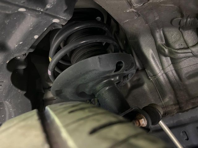 TOYOTA C-HR 2017 Image 31