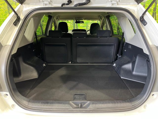 TOYOTA PRIUS ALPHA 2015 Image 31