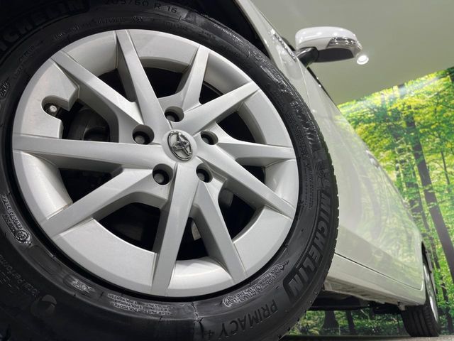 TOYOTA PRIUS ALPHA 2015 Image 31