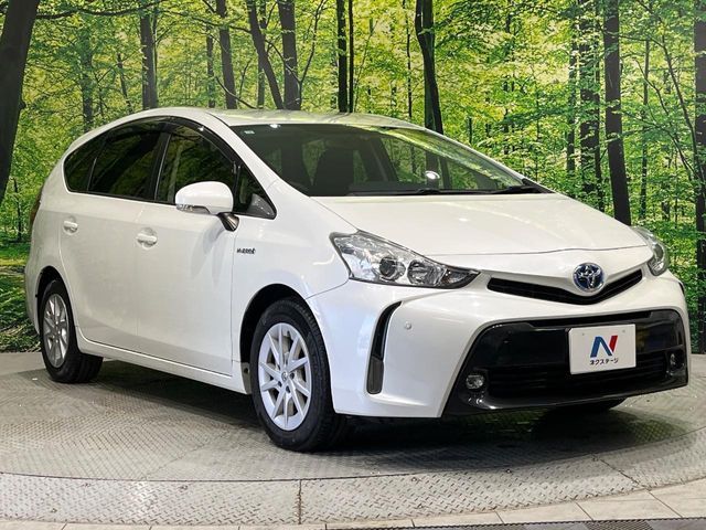 TOYOTA PRIUS ALPHA 2015 Image 31