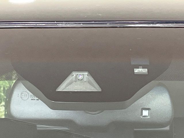 TOYOTA HARRIER HYBRID 2015 Image 31