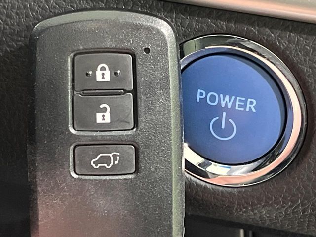 TOYOTA HARRIER HYBRID 2015 Image 31