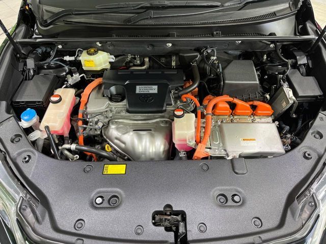 TOYOTA HARRIER HYBRID 2015 Image 31