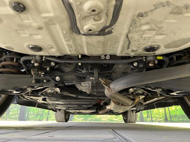 TOYOTA HARRIER HYBRID 2015 Image 31