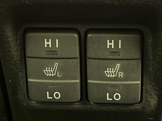 TOYOTA ESQUIRE HYBRID 2018 Image 31