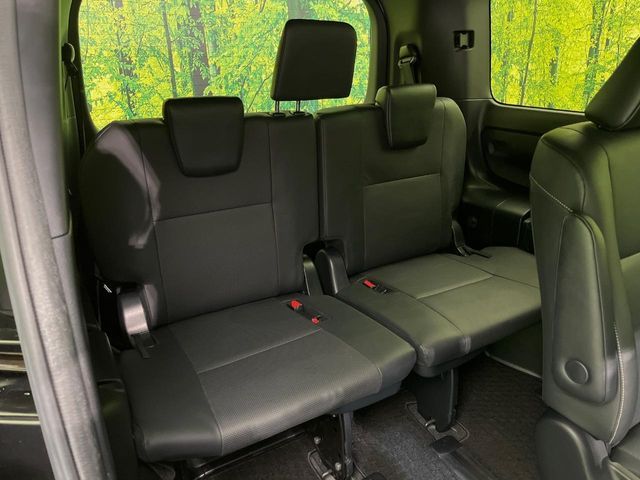 TOYOTA ESQUIRE HYBRID 2018 Image 31