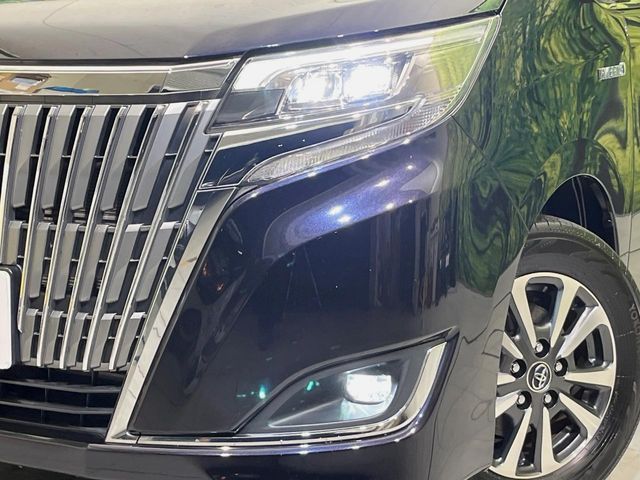 TOYOTA ESQUIRE HYBRID 2018 Image 31