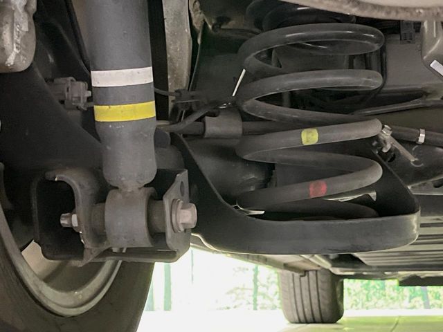 TOYOTA ESQUIRE HYBRID 2018 Image 31