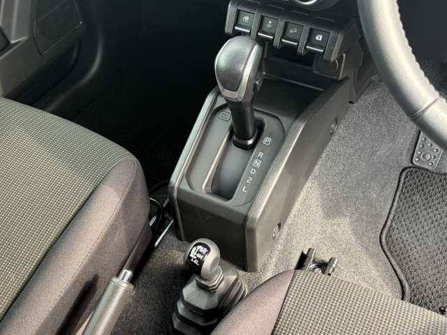 SUZUKI JIMNY 4WD 2023 Image 31