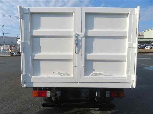 HINO DUTRO 2008 Image 31