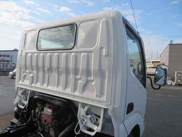 HINO DUTRO 2008 Image 31