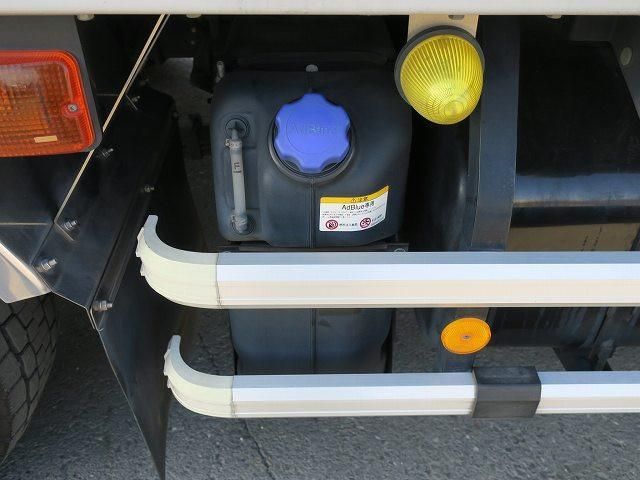 ISUZU GIGA 2020 Image 31