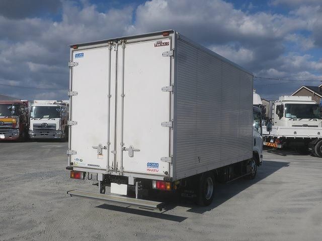 ISUZU ELF 2018 Image 31