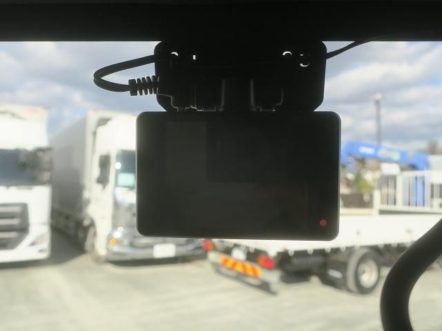 ISUZU ELF 2018 Image 31