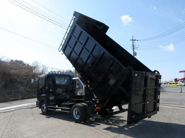 ISUZU FORWARD 2015 Image 31