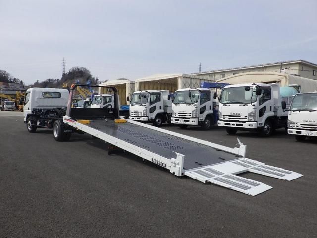 MITSUBISHI CANTER 2025 Image 31