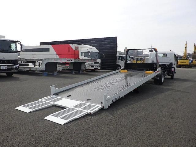 MITSUBISHI CANTER 2025 Image 31