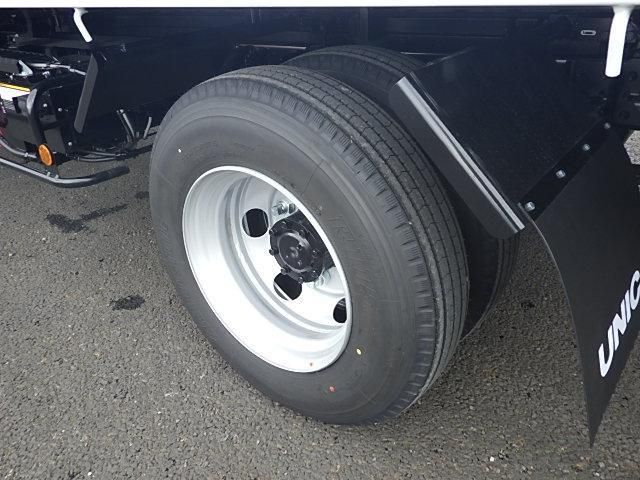 MITSUBISHI CANTER 2025 Image 31