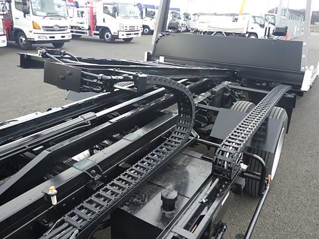 MITSUBISHI CANTER 2025 Image 31