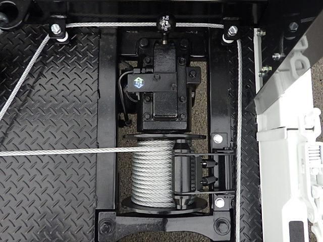 MITSUBISHI CANTER 2025 Image 31