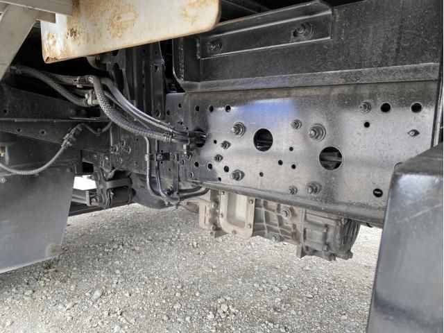 MITSUBISHI FUSOU FIGHTER 2011 Image 31