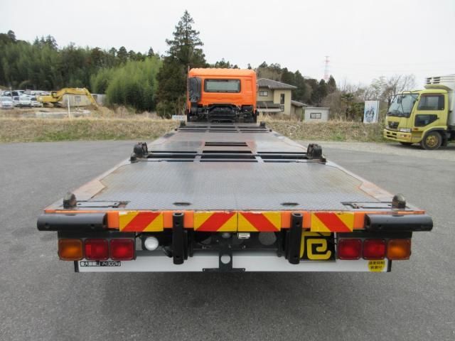 NISSAN DIESEL QUON 2013 Image 31