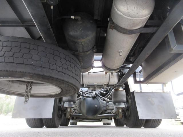 NISSAN DIESEL QUON 2013 Image 31