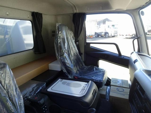 MITSUBISHI FUSOU FIGHTER 2024 Image 31