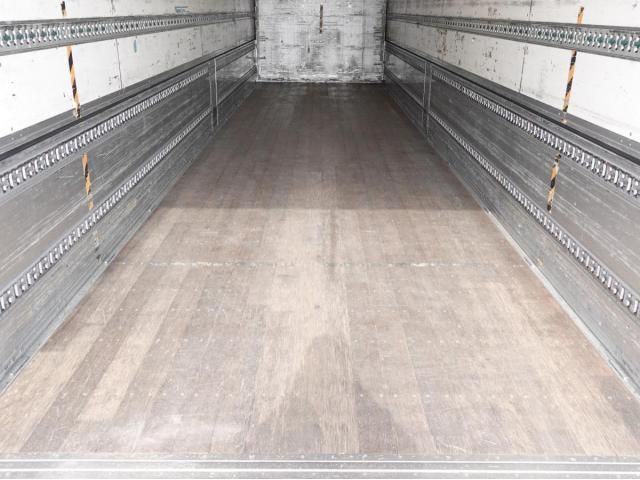 NISSAN DIESEL QUON 2013 Image 31