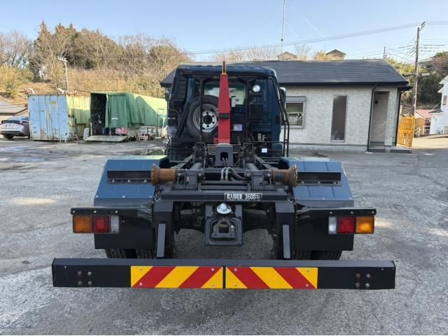 MITSUBISHI FUSOU FIGHTER 2017 Image 31