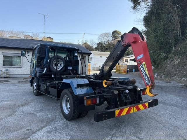 MITSUBISHI FUSOU FIGHTER 2017 Image 31