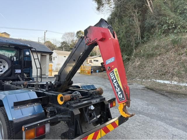 MITSUBISHI FUSOU FIGHTER 2017 Image 31