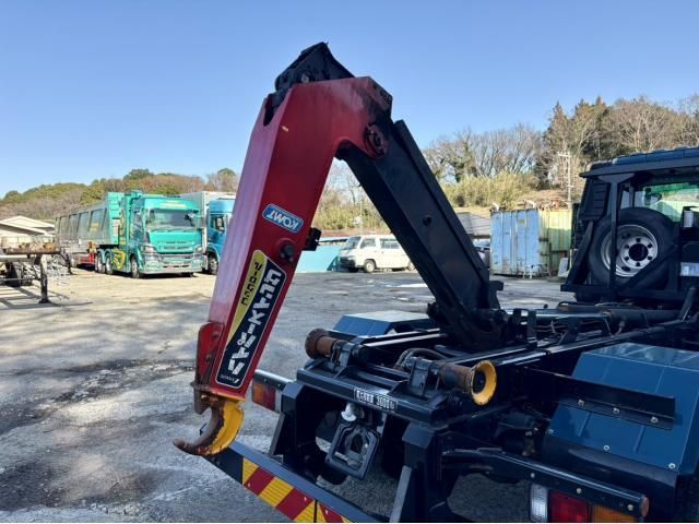 MITSUBISHI FUSOU FIGHTER 2017 Image 31