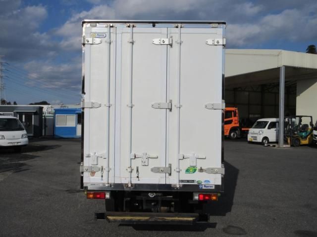 MITSUBISHI CANTER 2016 Image 31
