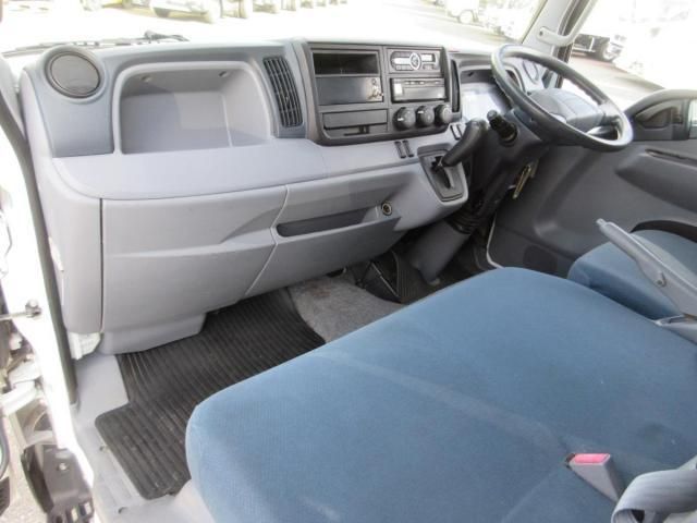 MITSUBISHI CANTER 2016 Image 31