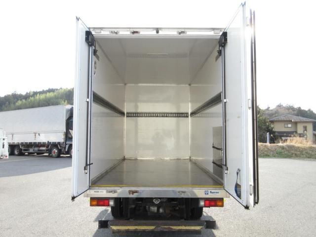 MITSUBISHI CANTER 2016 Image 31