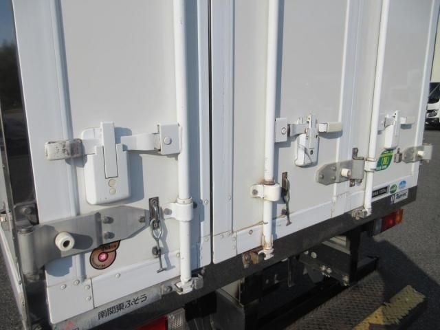 MITSUBISHI CANTER 2016 Image 31