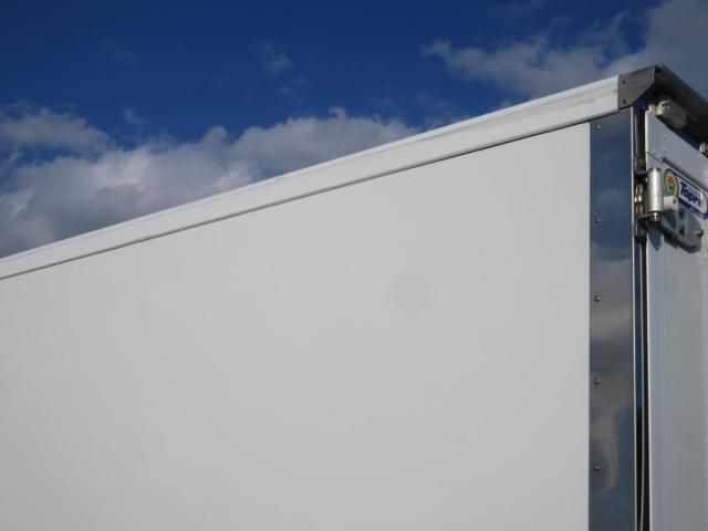 MITSUBISHI CANTER 2016 Image 31