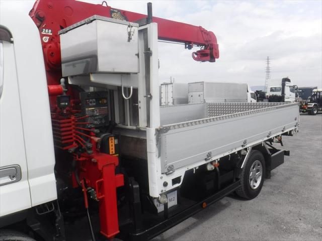 MITSUBISHI CANTER 2017 Image 31