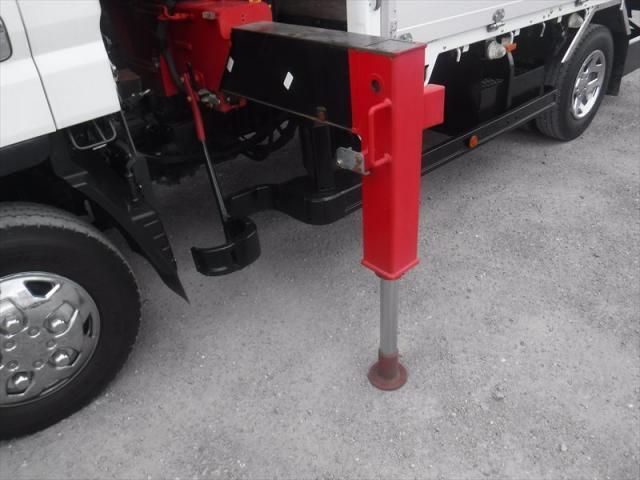 MITSUBISHI CANTER 2017 Image 31