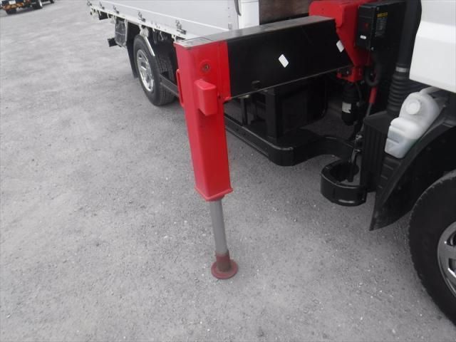 MITSUBISHI CANTER 2017 Image 31