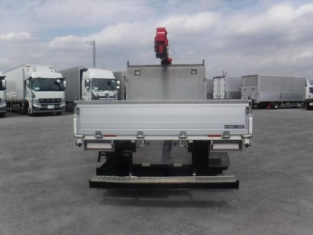 MITSUBISHI CANTER 2017 Image 31