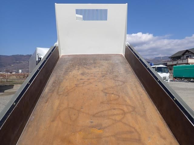 ISUZU ELF 2015 Image 31