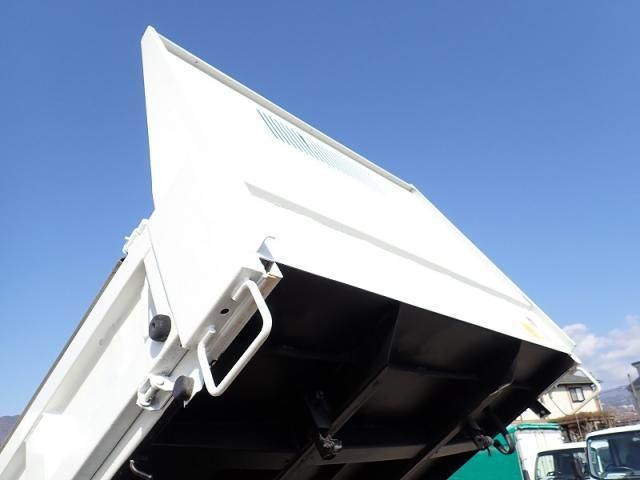 ISUZU ELF 2015 Image 31