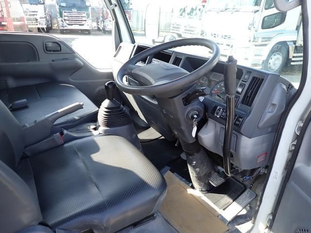 ISUZU ELF 2015 Image 31
