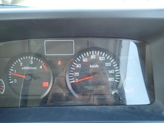 ISUZU ELF 2015 Image 31