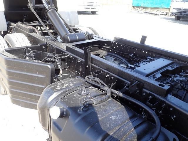 ISUZU ELF 2015 Image 31