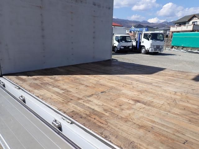 MITSUBISHI FUSOU SUPER GREAT 2018 Image 31