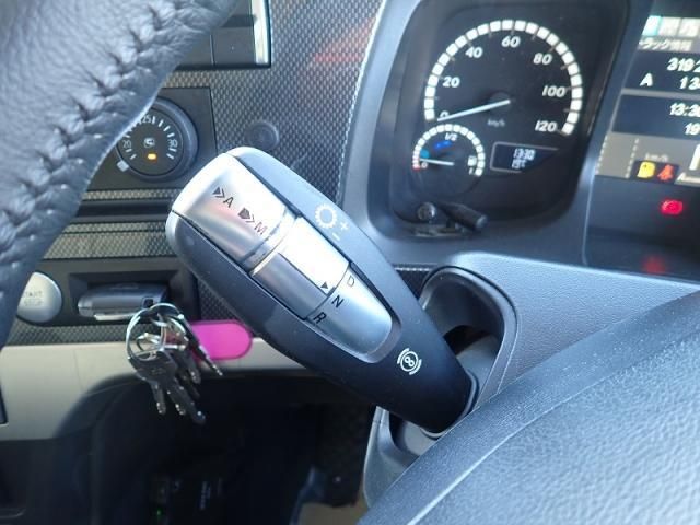 MITSUBISHI FUSOU SUPER GREAT 2018 Image 31