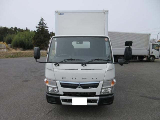MITSUBISHI CANTER 2017 Image 31